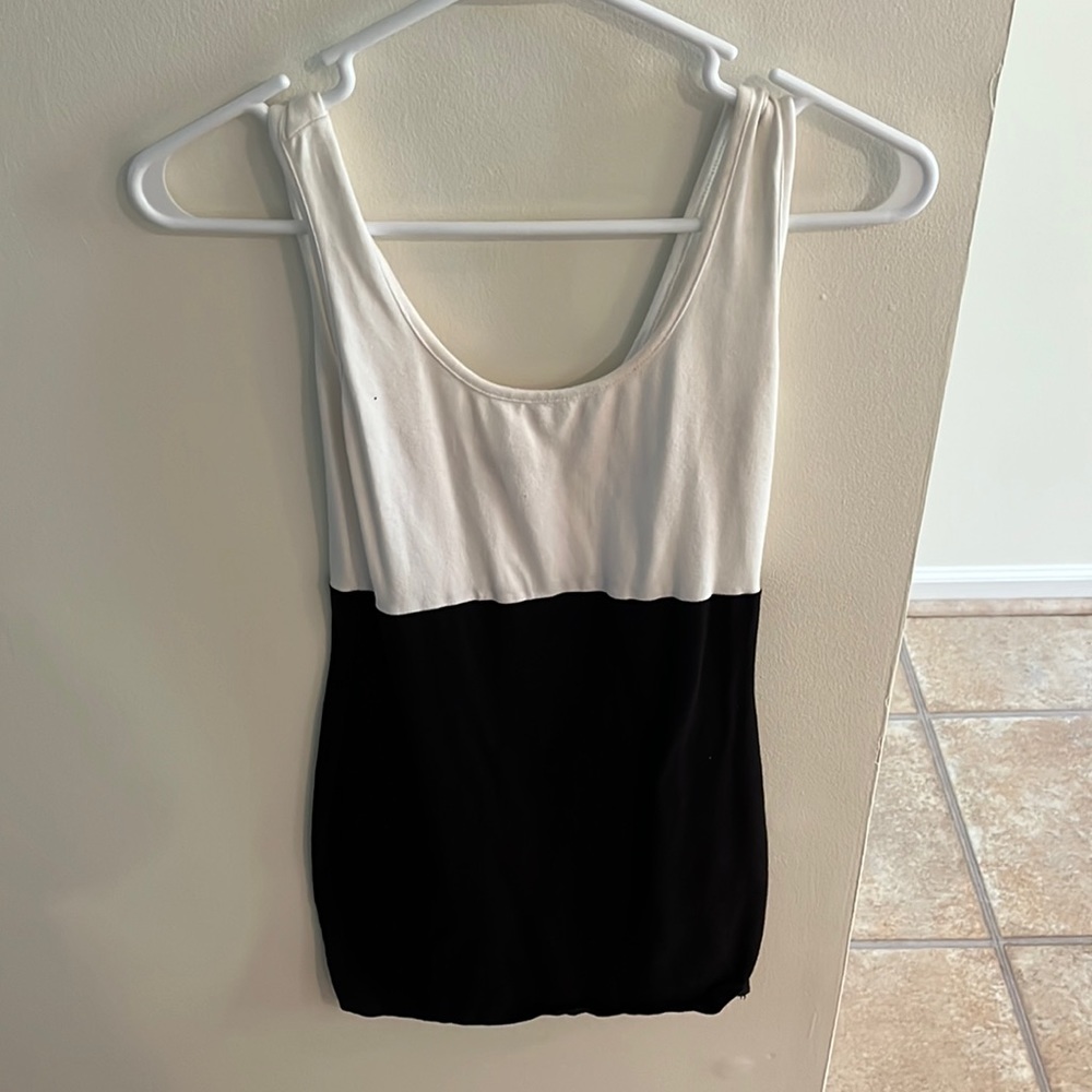 Black and white body con dress.